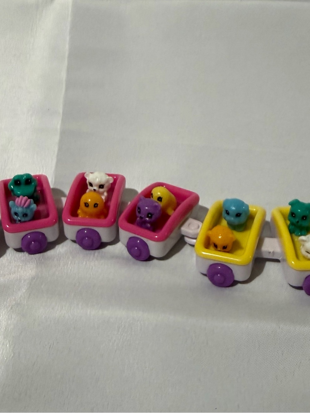 Squinkies Zinkies Glitter Fun Pets on Train